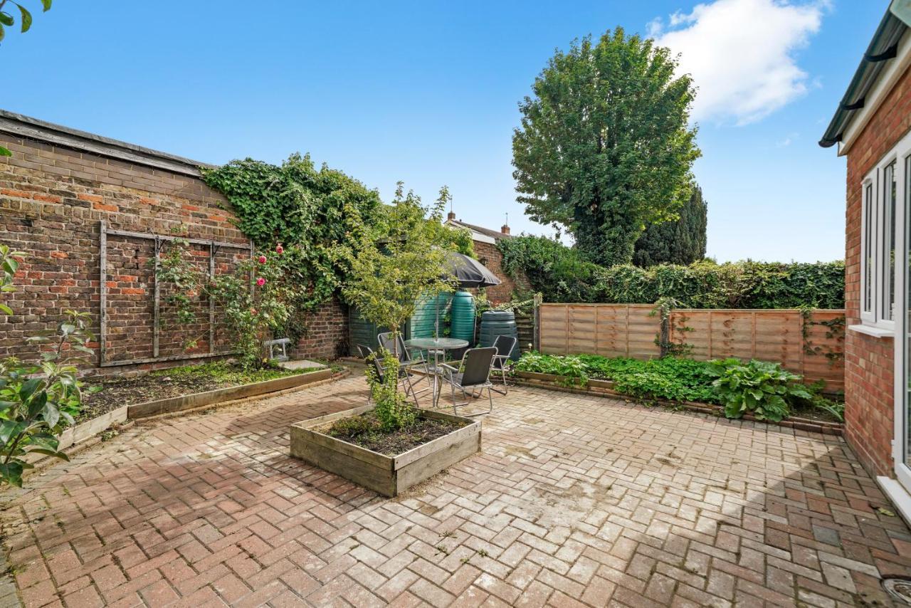 하몬드스워스 Boutique Heathrow Studio'S - Parking - Garden 아파트 외부 사진
